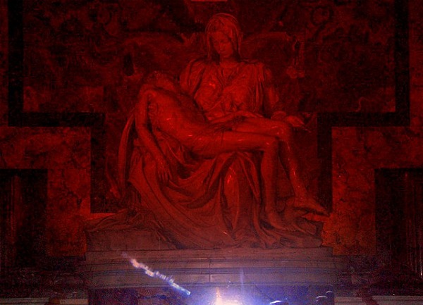 pieta_flash