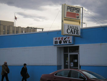 eagle-bowl