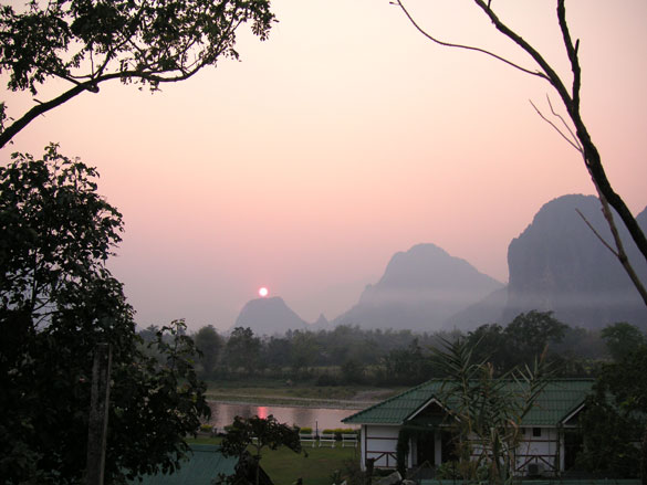 vangvienglaos