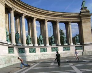 colonnadebna