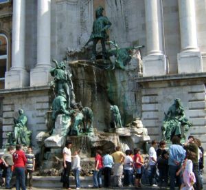 matthiasmonumbna