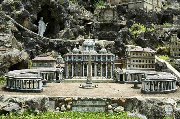 AveMariaGrotto AveMariaGrotto