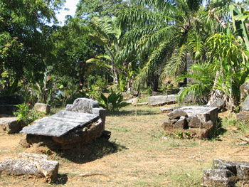 MadagascarPirateGraveyard Pirate's graveyard in Madagascar