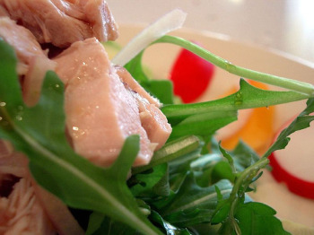 Salad greens with chicken