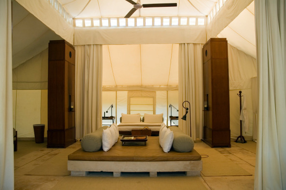 vanita_3 Interior of a Tent at Aman-i-Khas
