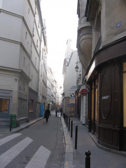 A quiet street in the 6eme arrondisement, Paris