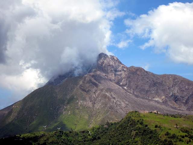 active volcanoes in the caribbean