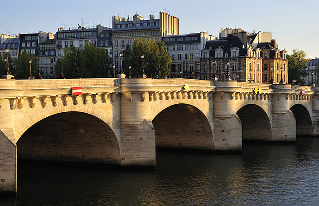 Pont Neuf Pont Neuf - Маршрут по Парижу: остров Сите