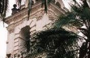 Quito: Blood, Guts and Pigeon-Shit-Splattered Peaks – Quito, Ecuador