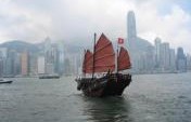 Hong Kong – Incense and Bird’s Nest