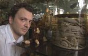 How I Travel: Zane Lamprey