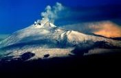 Top 5 Destinations for Volcano Enthusiasts [Sponsored Post]