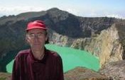 Author Bio – Stephen Tapply