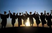 Why Recent College Grads Should Take Time to Travel