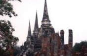 Nice Temples, Not so Nice Town – Ayuthaya, Thailand