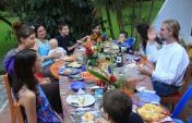 5 Ways to Build Community While Traveling